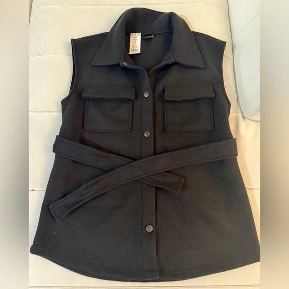 NWT Gina Tricot Vanja Black Belted cozy vest small - Picture 9 of 13